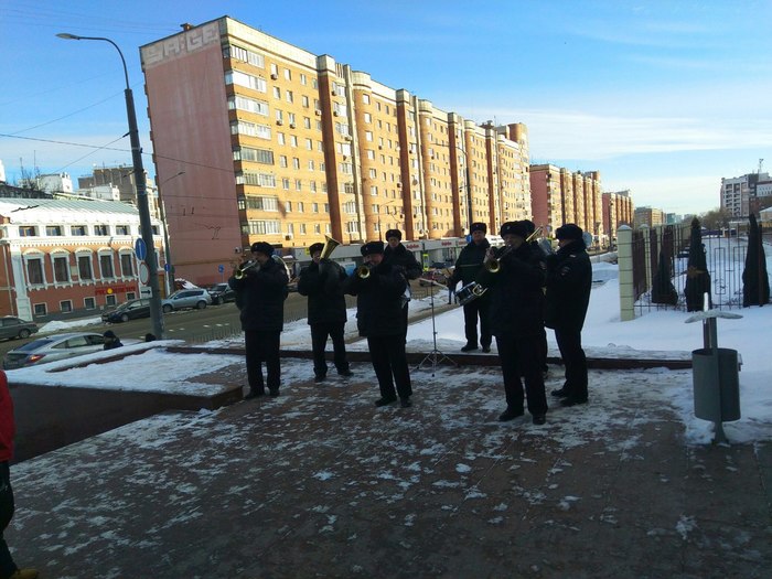 At the exit from the metro, everyone is met by an orchestra with the Farewell of the Slav. - My, , Farewell to the Slav, Nizhny Novgorod, Metro Gorkovskaya, March