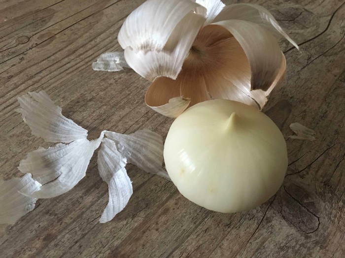 The garlic I bought doesn't have individual cloves, it's one piece - Garlic, Cloves, One whole, Reddit