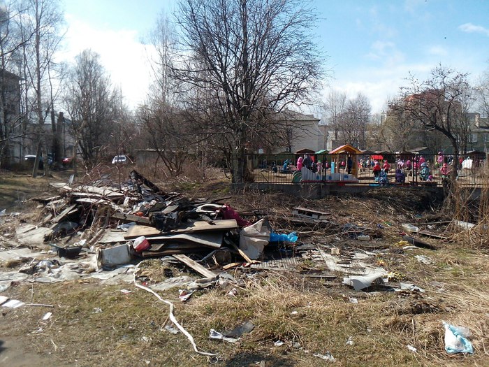 Strong Russia! Kindergarten Zvezdochka, Petrozavodsk Russia. Spring - My, Who, To blame, , Garbage, The photo, Guilt, Question