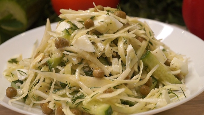 Salad with cabbage and green peas - My, Salad, , Video, Recipe, Video recipe