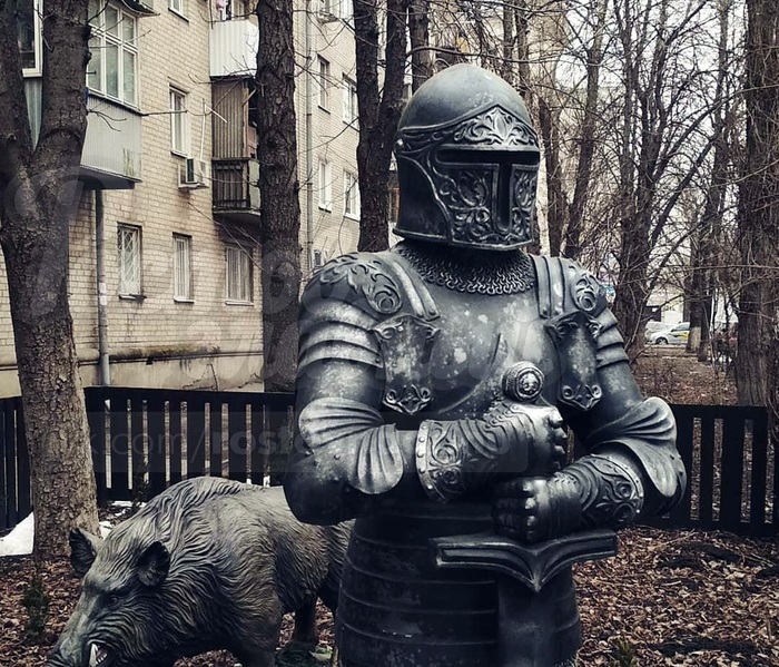 Rostov courtyards never cease to amaze. Here is such a composition on one of the streets of Rostov! - Rostov-on-Don, The photo, Architecture, Russia