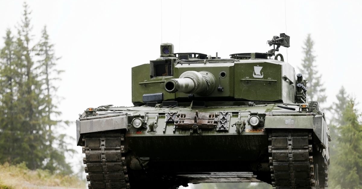 2а 4. Леопард 2а4. Танк леопард 2а2. Леопард 2а4 бронирование. Leopard 2a4 броня.