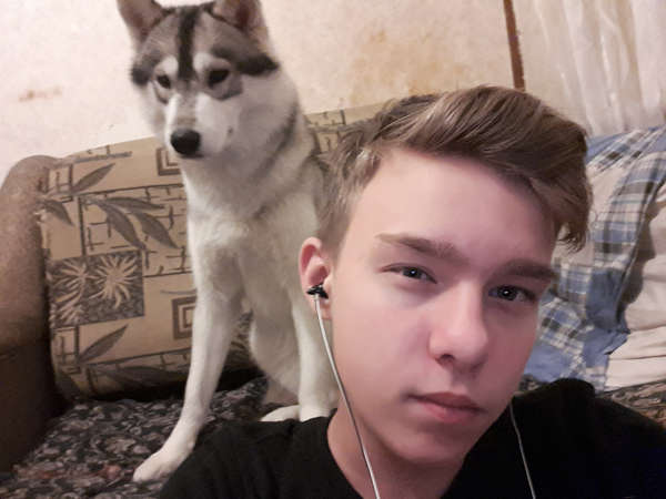 The photo of a Syrian teenager who traveled 500 km to Greece did not leave his beloved husky puppy quickly spread around the world. - Husky, People, Dog, Friend, Person, Longpost