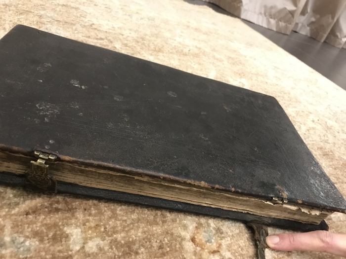 Старая Книга Церковь, Артефакт, Длиннопост, Книги, Находка, Фотография