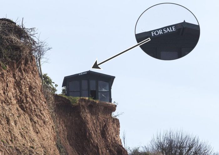 House for sale that is about to fall off a cliff - House, Unusual, Oddities, Break