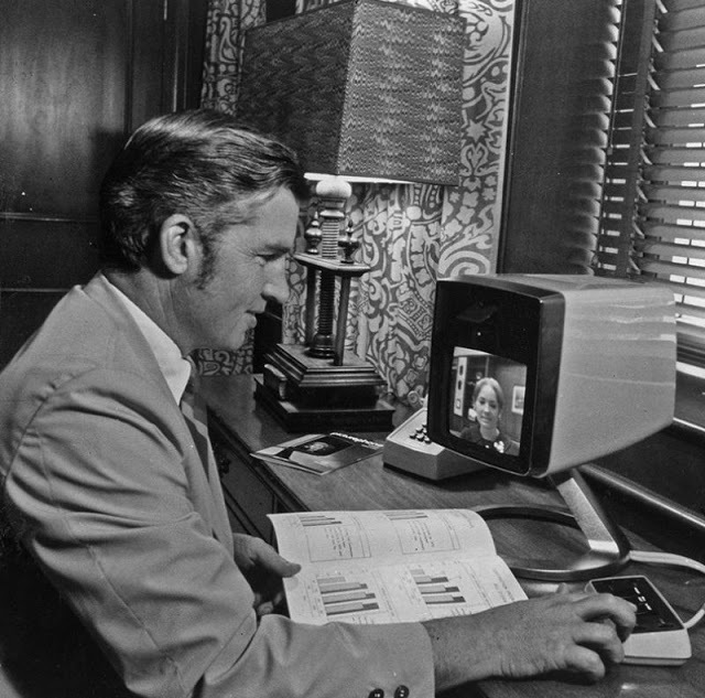 Before there were Skype and Facetime, there was a videophone. - Videophone, Skype, Facetime, Video communication, Longpost