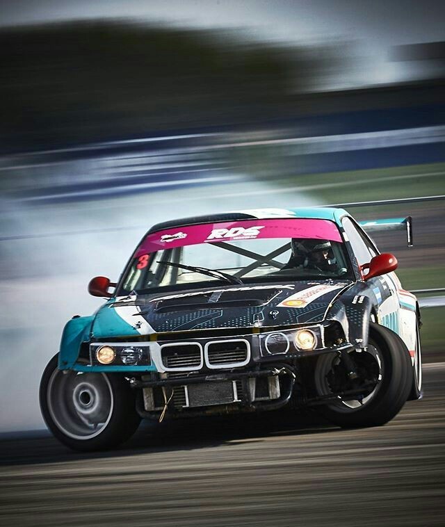 Here is the twist - Drift, Bmw, Race, In contact with, Auto