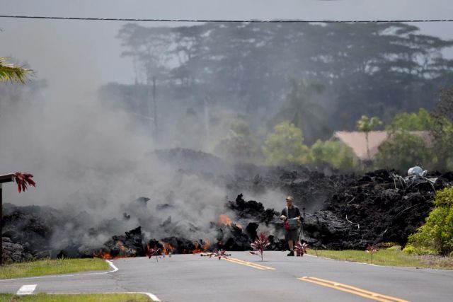 In Hawaii, the erupting Kilauea volcano destroys everything around - Hawaii, Volcano, Eruption, , Longpost, Kilauea Volcano