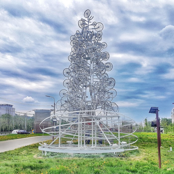 Christmas tree from bicycles. - My, A bike, Christmas trees, Kazan