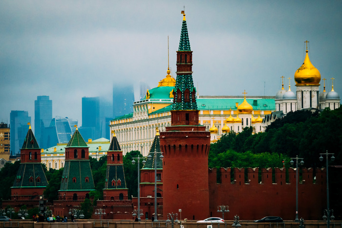 Старое и новое в Москве - Моё, Фотография, Москва, Кремль, Москва-Сити, Телевик, Телеобъектив