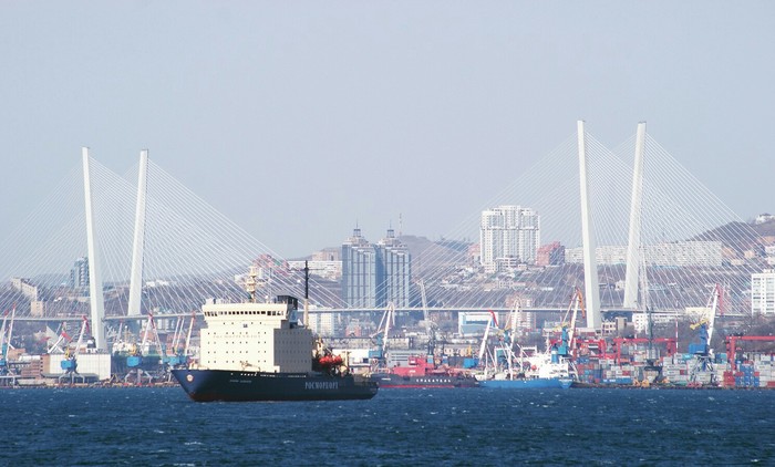 Моя работа. Карточек на телефоне мало. В основном всё на компьютере. Пока вот сижу на вахте, решил закинуть сюда немного. Море, Корабль, Моряки, Длиннопост, Владивосток, Камчатка