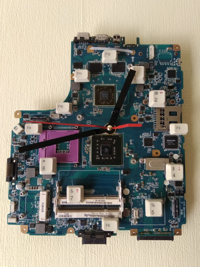 Кастом-часы!