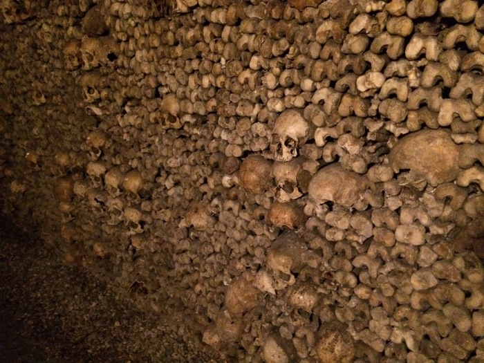 Russians in the Paris catacombs. - My, Catacombs, Paris, Mark on history, Russian tourists
