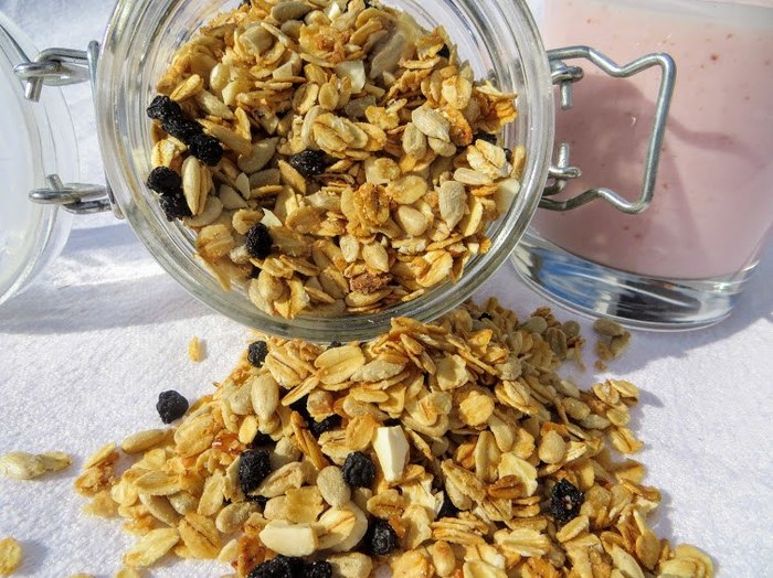 Granola in a pan. Great solution for breakfast - My, Food, Preparation, Recipe, Yummy, Video recipe, Longpost, Other cuisine, Granola, Breakfast, Video