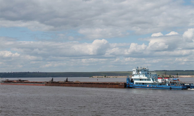 To the collision of ships in the roads of Volgograd - My, Crash, Volga river, Longpost