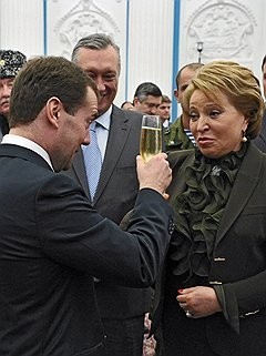 Matvienko called for the adoption of a law on raising the retirement age in the fall of 2018... - Pension reform, Valentina Matvienko, Politics