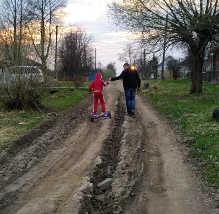 Age of Technology in Russia - Hoverboard, Dad, Daughter, Russian roads, Father