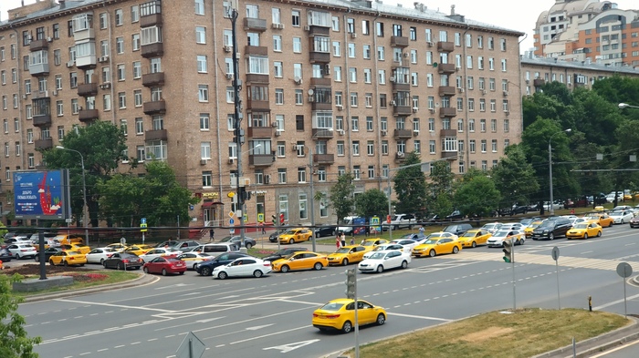 taxi traffic jam - My, Taxi, Traffic jams, Luzhniki, Football