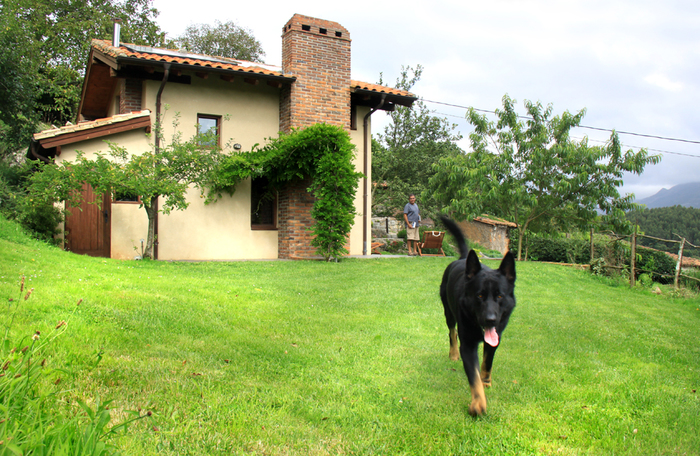 Собачья жизнь в Испании Испания, Собака, Овчарка, Море, Горы, Фотография, Пейзаж, Моё, Длиннопост