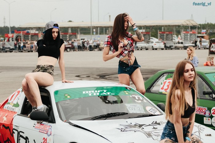 Девушки и автомобили девушки, авто, красивая девушка, красивое, длиннопост