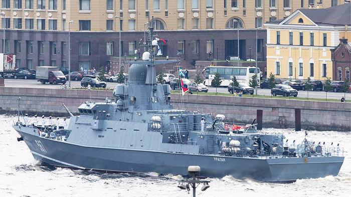 Но зачем??? Такая красивая традиция... была :((