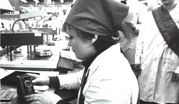 "И по 30 лет шли". Как в Минске делали легендарные часы "Электроника" СССР, Часы, Электроника, Ретро, Длиннопост