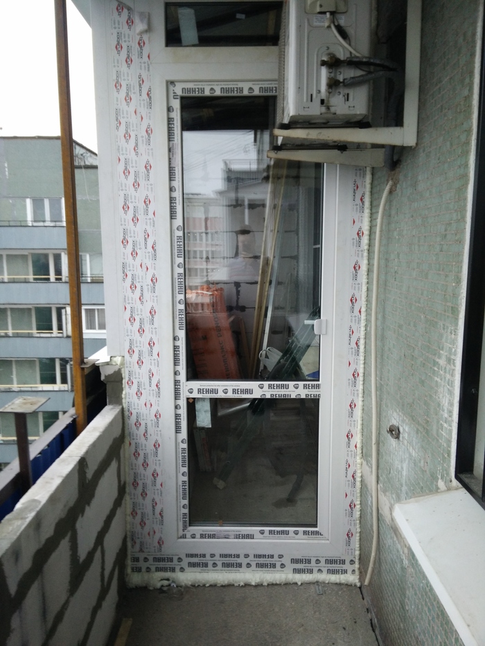 Открытая терраса + теплый балкон. 2 в 1 в простой квартире. Утепление и черновая отделка. Ремонт, Балкон, Утепление лоджии, Длиннопост