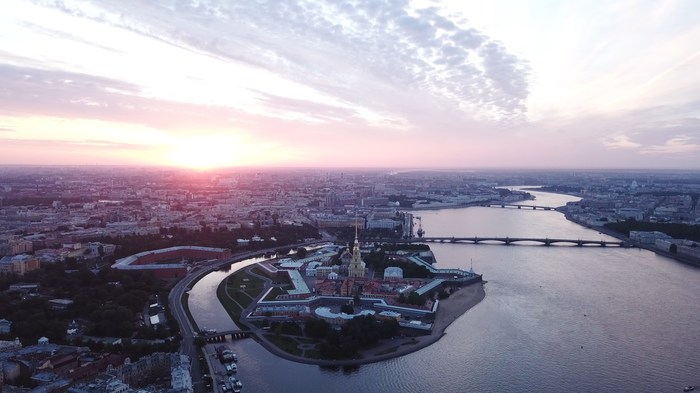 Dawn in St. Petersburg. City center. Drone. Omon. - My, Saint Petersburg, dawn, Quadcopter, Copter, The sun, Longpost