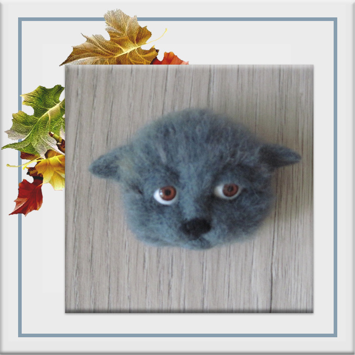 Summer is coming to an end, autumn is coming, the cat is sad, and it doesn’t matter that he is a brooch ... - Brooch, Needlework without process, , Handmade, Handmade, Presents, Dry felting, My, cat