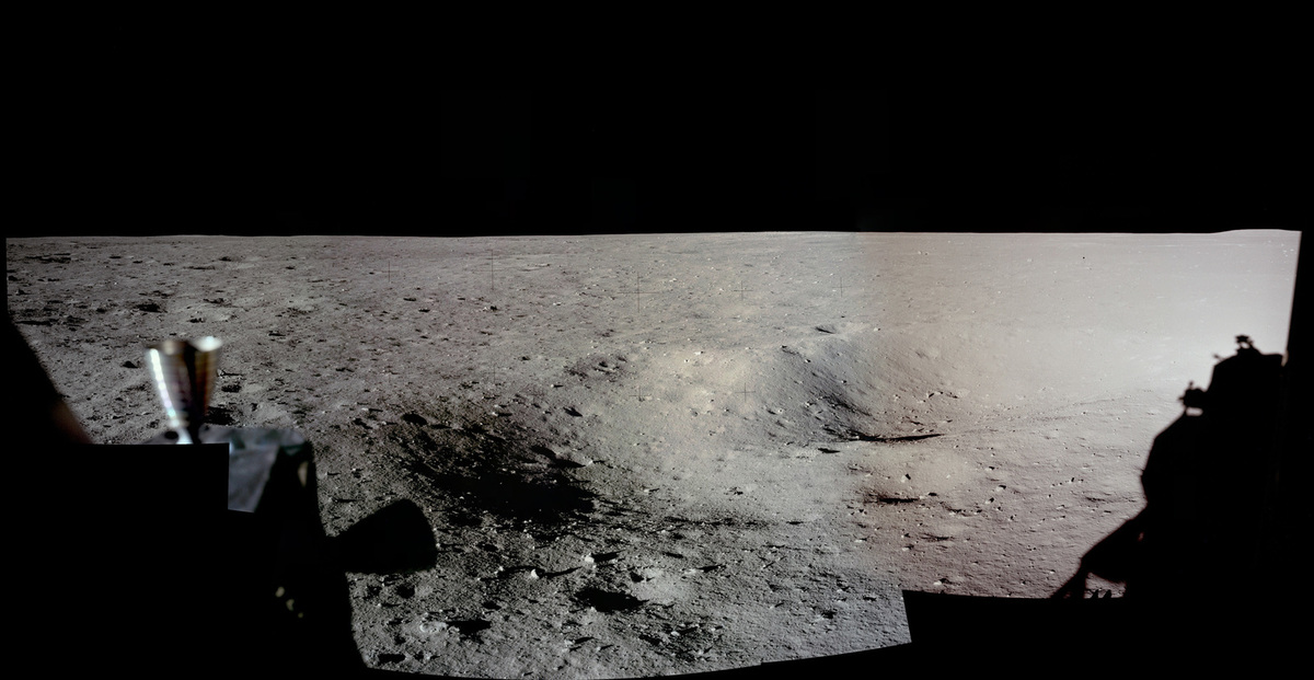 Высадка аполлона. Аполлон 11 приводнение. Аполлон-11 фото. Снимки Аполлона 11 на Луне. Место посадки Аполлон 11.