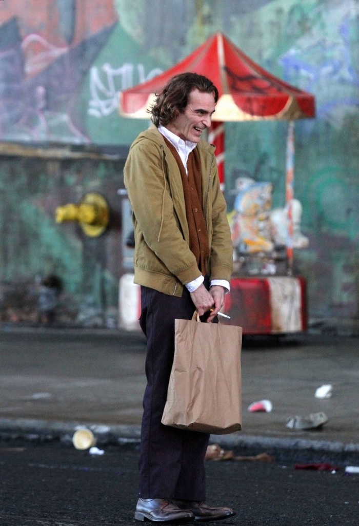 Joaquin Phoenix as the Joker - Joaquin Phoenix, Joker, Longpost, Movies, Actors and actresses, Celebrities, Photos from filming