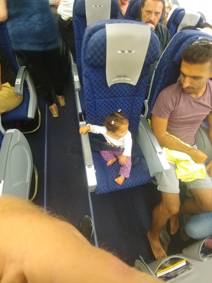 Random photo on the plane - My, Airplane, Baby