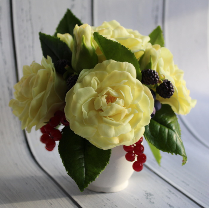 Flower and berry bouquet - My, , , Currant, Red Ribes, Blackberry, Лепка, Polymer clay