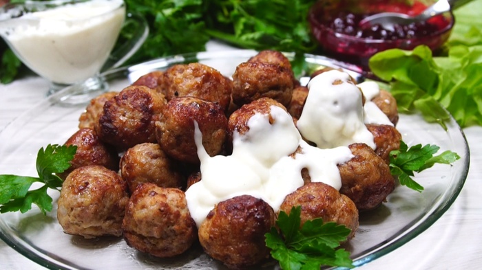 Swedish Meatballs with Cream Sauce and Sweet Jam - My, Meatballs, Recipe, Video recipe, Video, Longpost