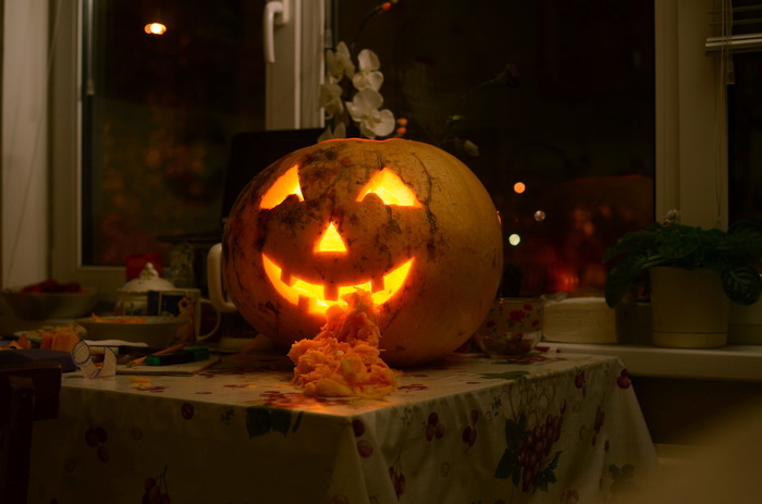  Halloween       . , -, , , BMW, Zasmotrich, Ҹ_, __, 