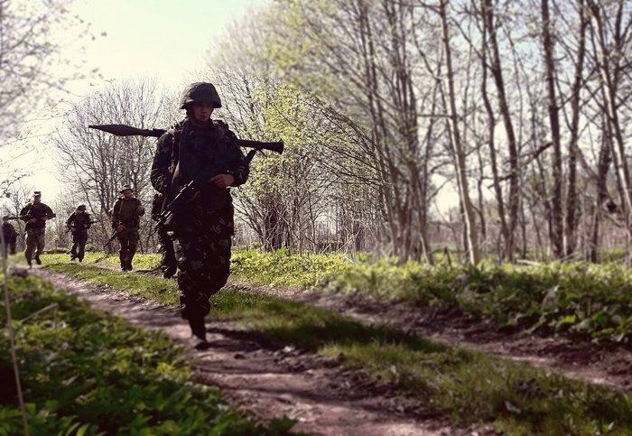 Если Родина думает, что она нас кормит, пусть думает что мы ее защищаем.