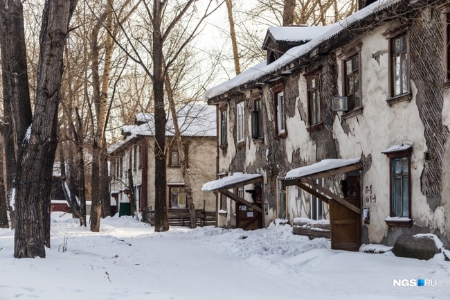 In a 1.5 million Siberian city, a whole microdistrict of 44 houses was declared emergency - local residents are happy - Novosibirsk, Siberia, Emergency housing, Demolition, Settlement, Longpost