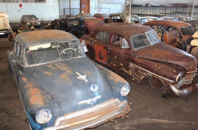 Abandoned warehouse of vintage cars in France - France, Rarity, Auto, Longpost