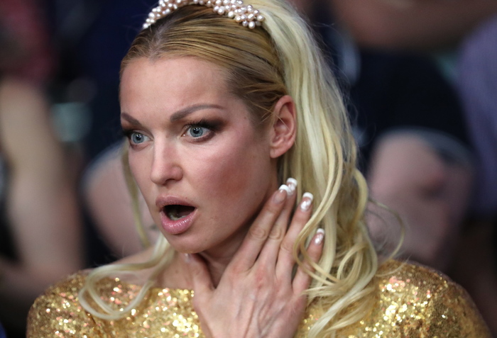 Волочкова заявила в полицию на бывшего мужа, обманувшего ее на 100 млн рублей