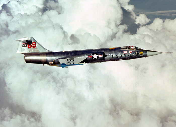F-104  . " "  "". , F-104, , 