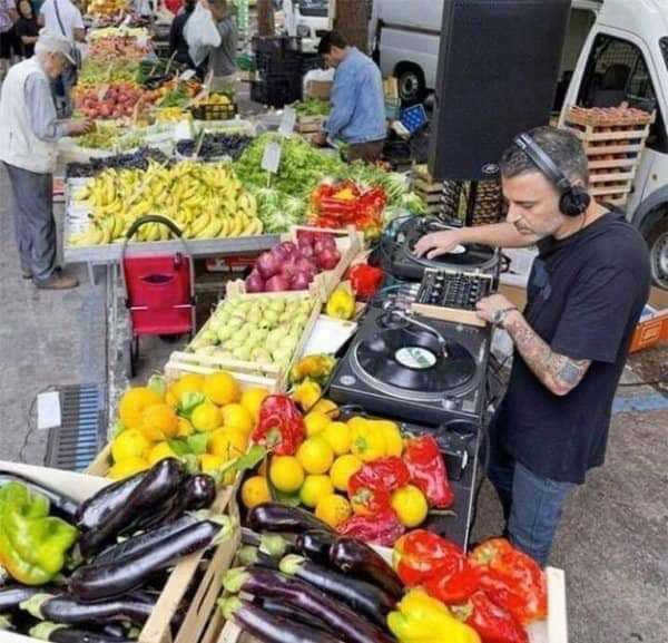 DJ Vegan