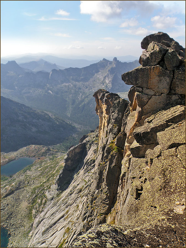 Climbing the Dragon's Tooth from the Coloreds - My, Ergaki, Tourism, Travels, Leisure, Russia, , Longpost, Nature