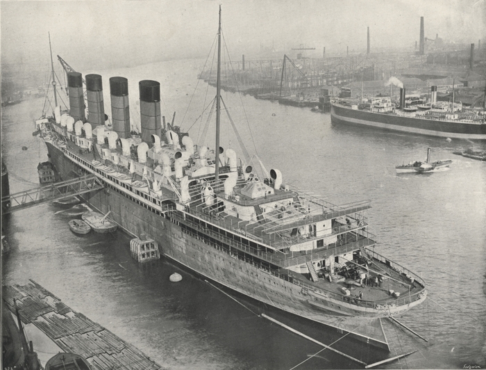 British liner RMS Mauretania, 1907 - Great Britain, Liner, Cruise liners, Historical photo