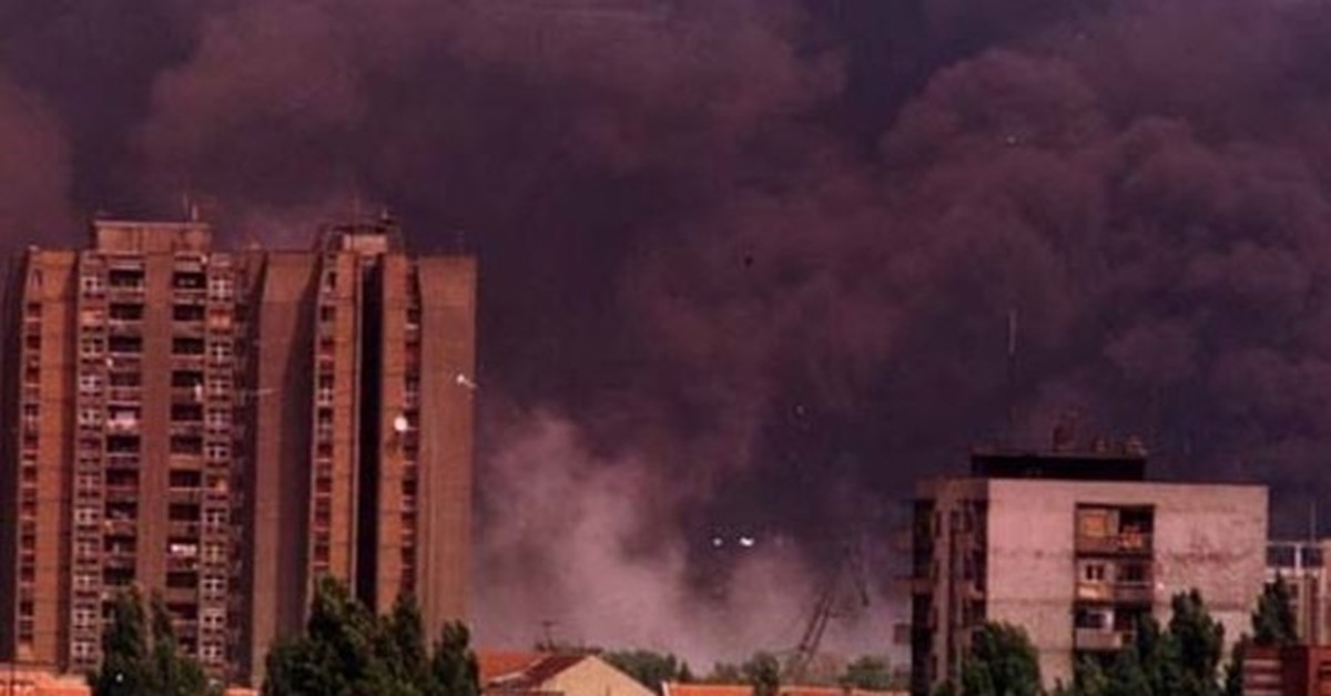Бомбардировки югославии что произошло. Бомбёжка Белграда 1999. Бомбардировка Косово 1999. Бомбардировки НАТО Югославии 1999.