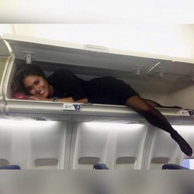 Flight attendants showed what they do while there are no passengers nearby - Stewardess, Dedication, Scream, Longpost