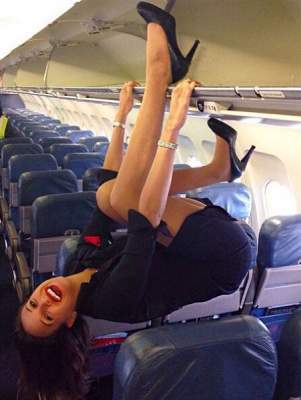 Flight attendants showed what they do while there are no passengers nearby - Stewardess, Dedication, Scream, Longpost