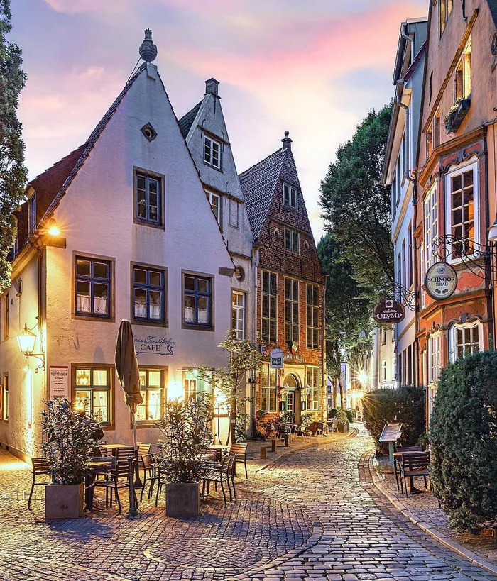 Street cafe in Bremen - Town, beauty, Cityscapes, Evening, Cafe, Street photography