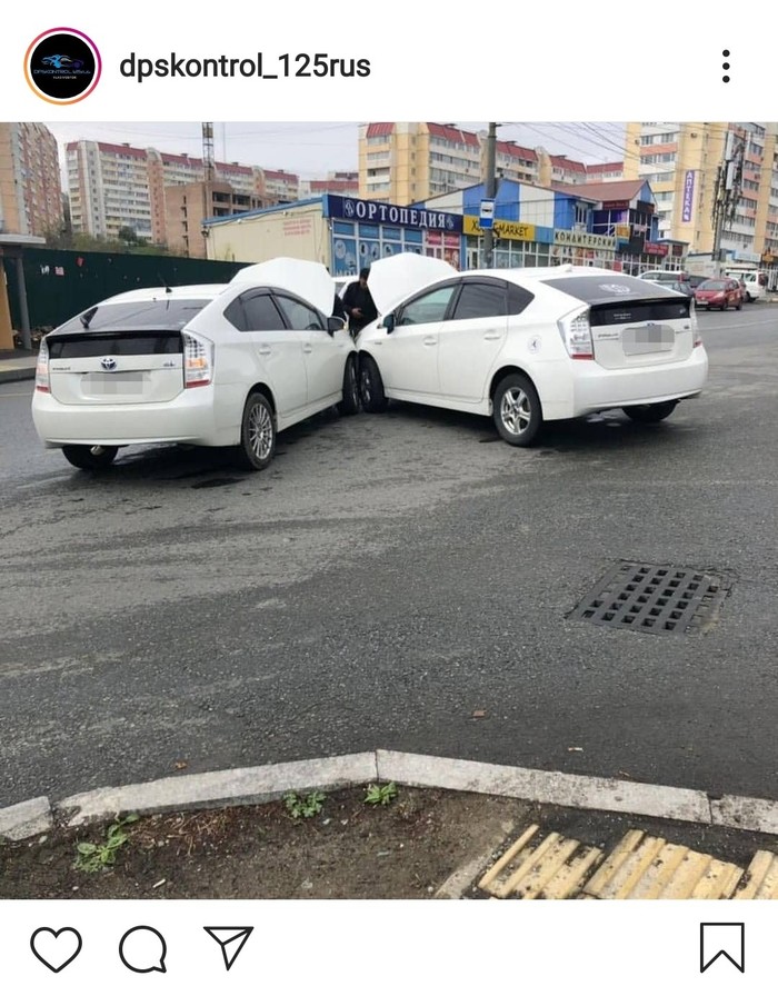 Typical accident in Vladivostok - Crash, Doubles