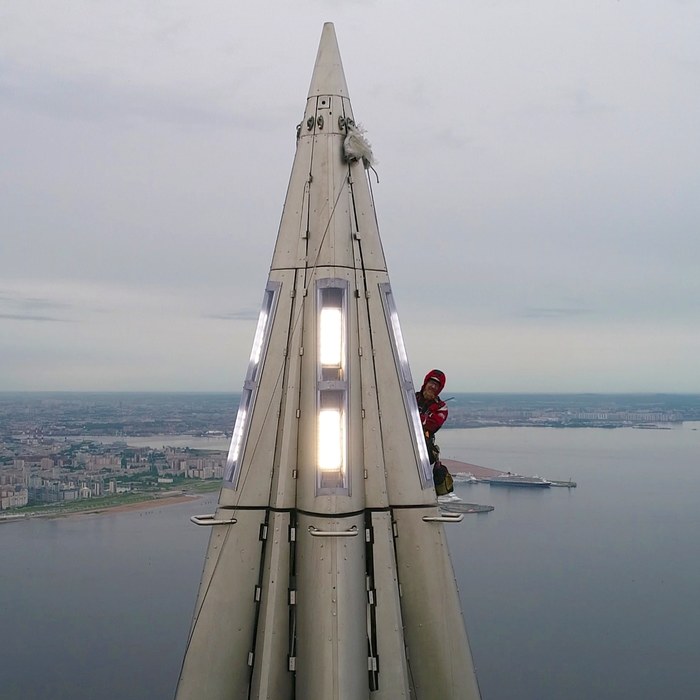 Hello! Who is there? - My, Lakhta Center, Lighthouse, Quadcopter, Saint Petersburg, Industrial alpinism