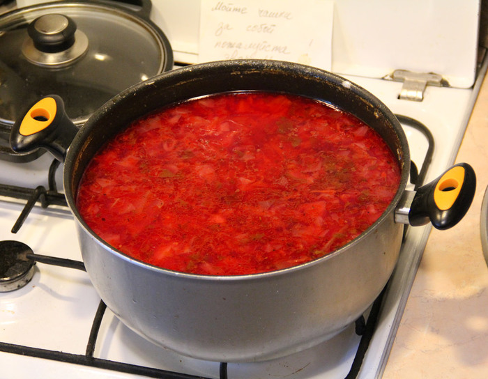 Borsch pan and sneeze. - My, Borsch, Sneeze, Luck, Humor, , Life stories, Parallel universe